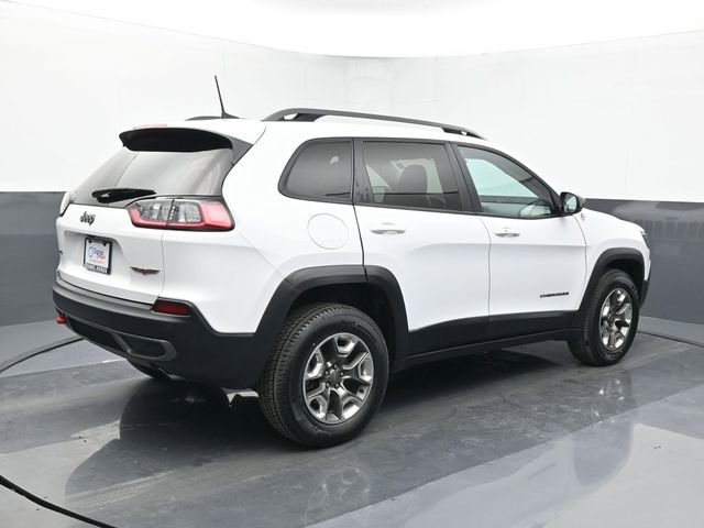 Used 2019 Jeep Cherokee Trailhawk w/ Cold Weather Group image 5