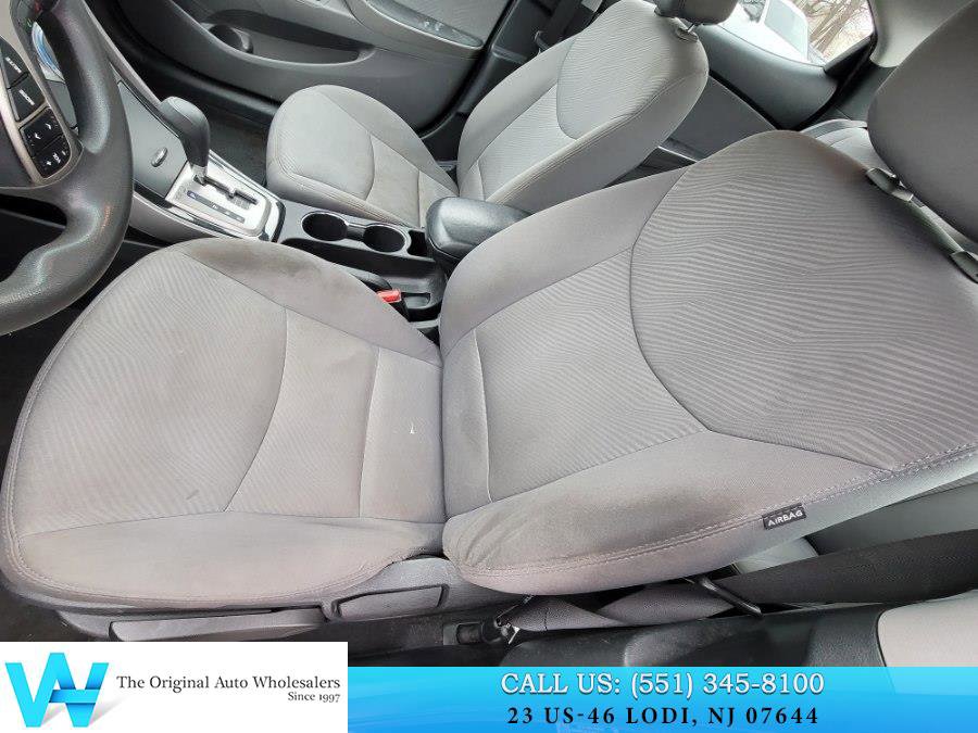 Used 2013 Hyundai Elantra GLS w/ Preferred Pkg image 12