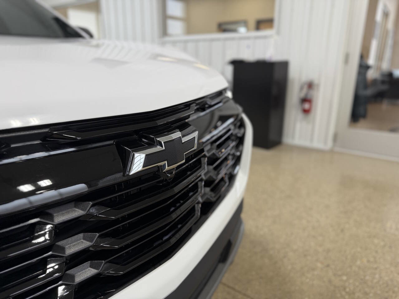 Used 2026 Chevrolet Equinox LT w/ Midnight Edition image 10