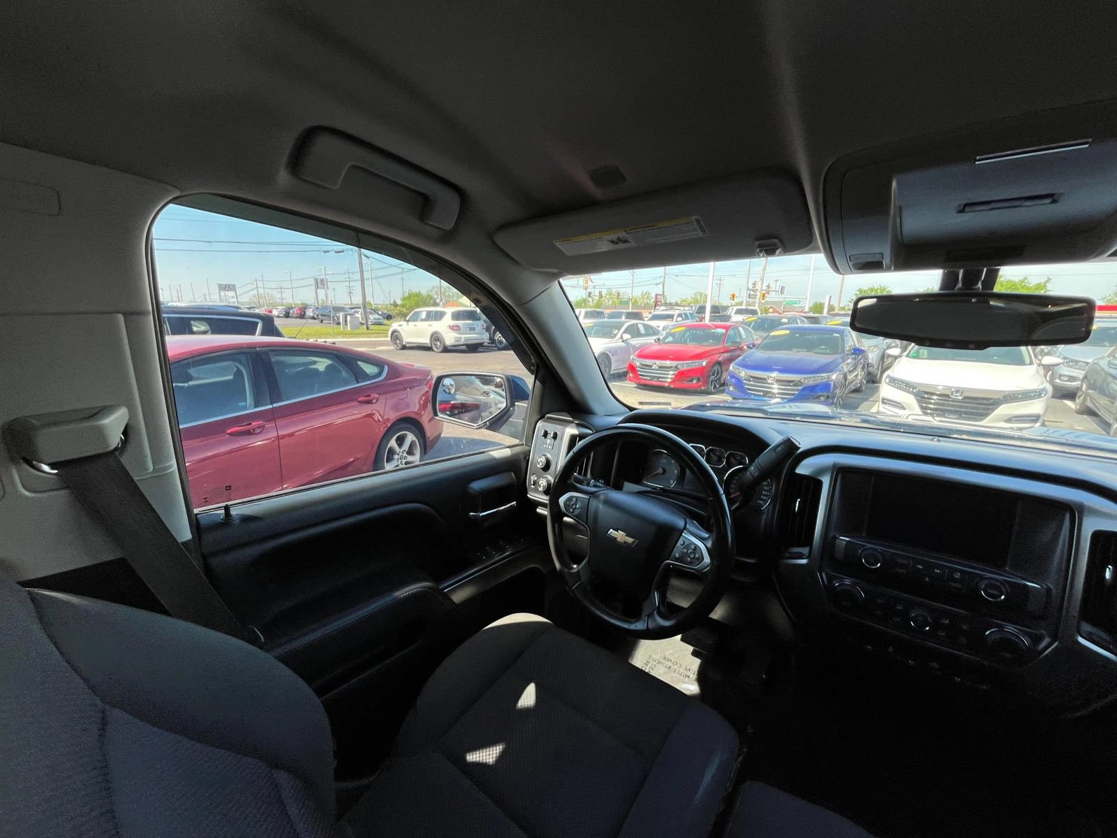 Used 2017 Chevrolet Silverado 1500 LT w/ All Star Edition AWD/4WD image 36