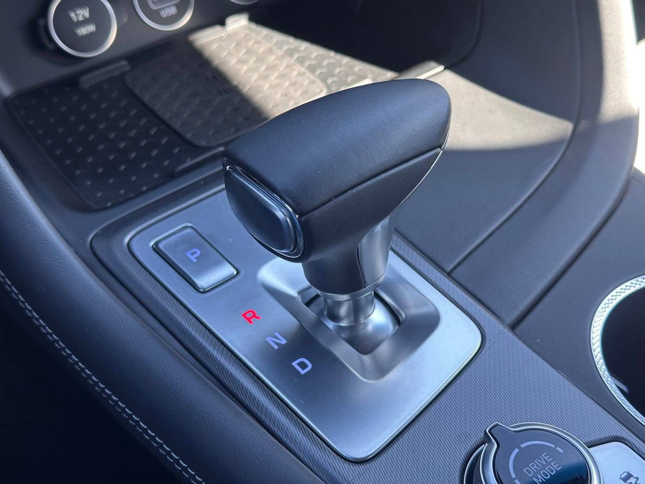 Used 2025 Genesis G70 3.3T Advanced w/ Sport Prestige Package image 37