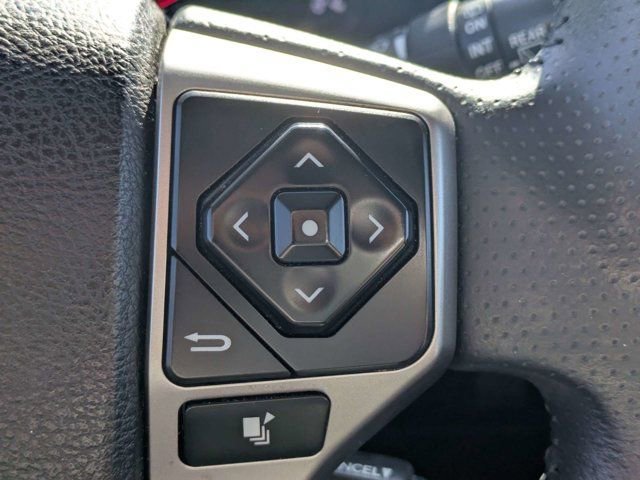 Used 2022 Toyota 4Runner SR5 Premium w/ Moonroof Package AWD/4WD image 23