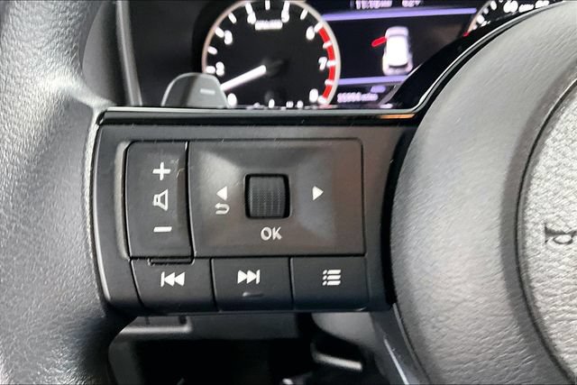 Used 2023 Nissan Rogue SV AWD/4WD image 21
