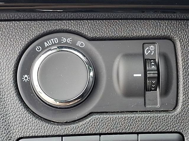 Used 2022 Chevrolet Spark LT image 22