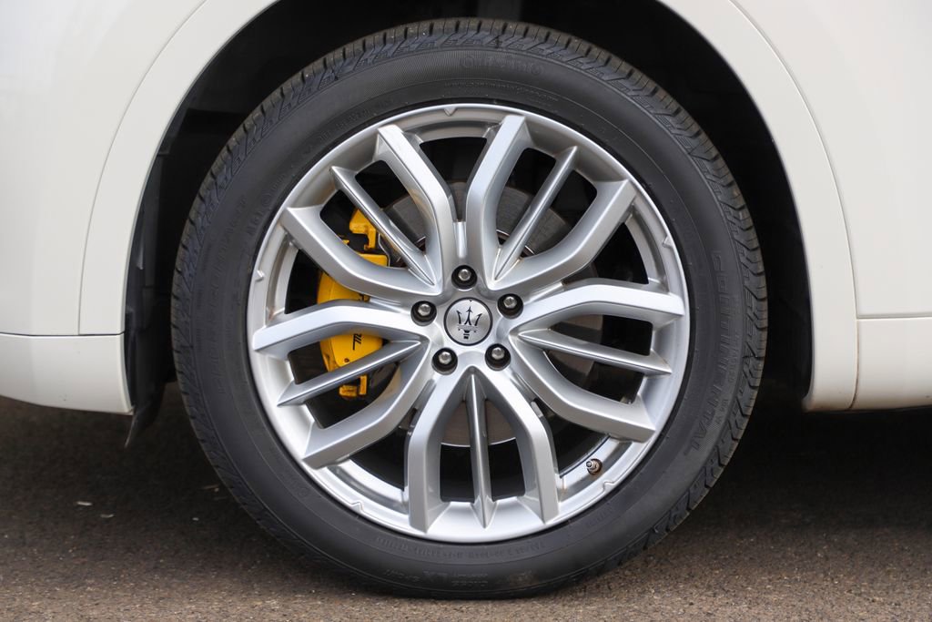 Used 2022 Maserati Levante GT image 53