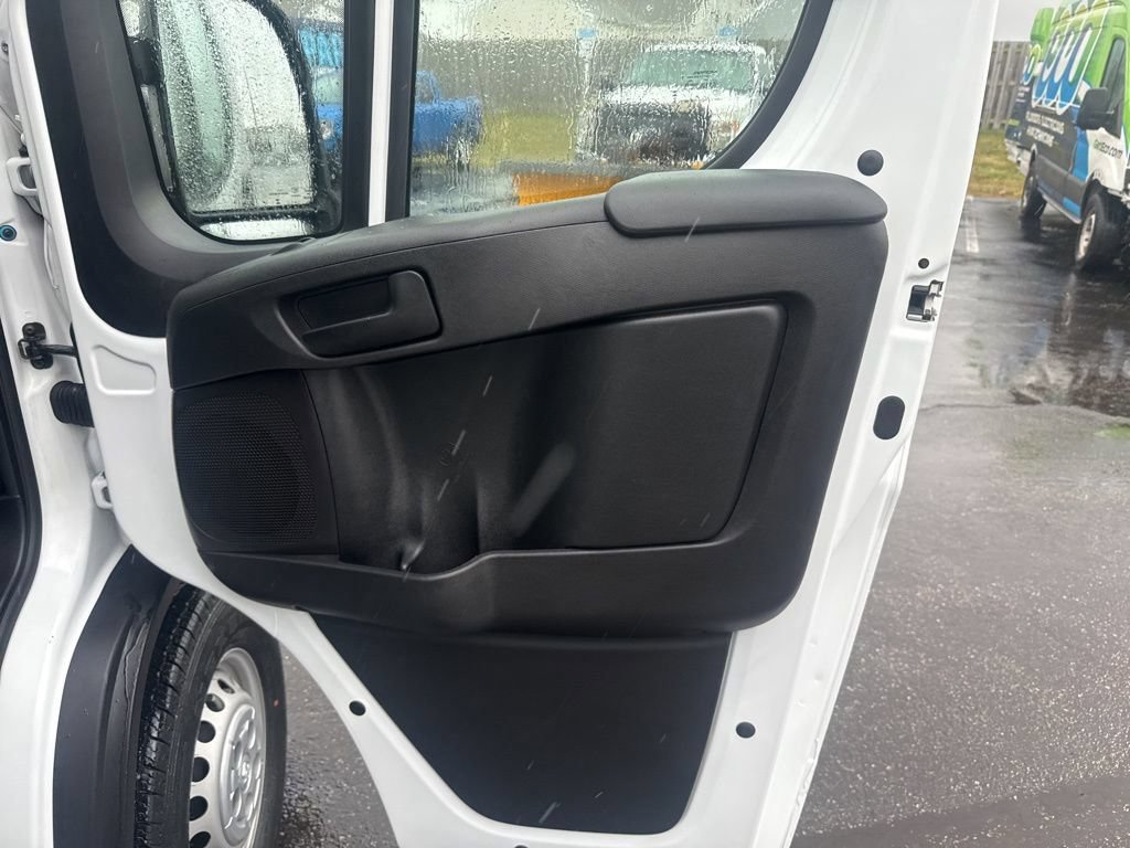 Used 2024 RAM ProMaster 2500 FWD image 31