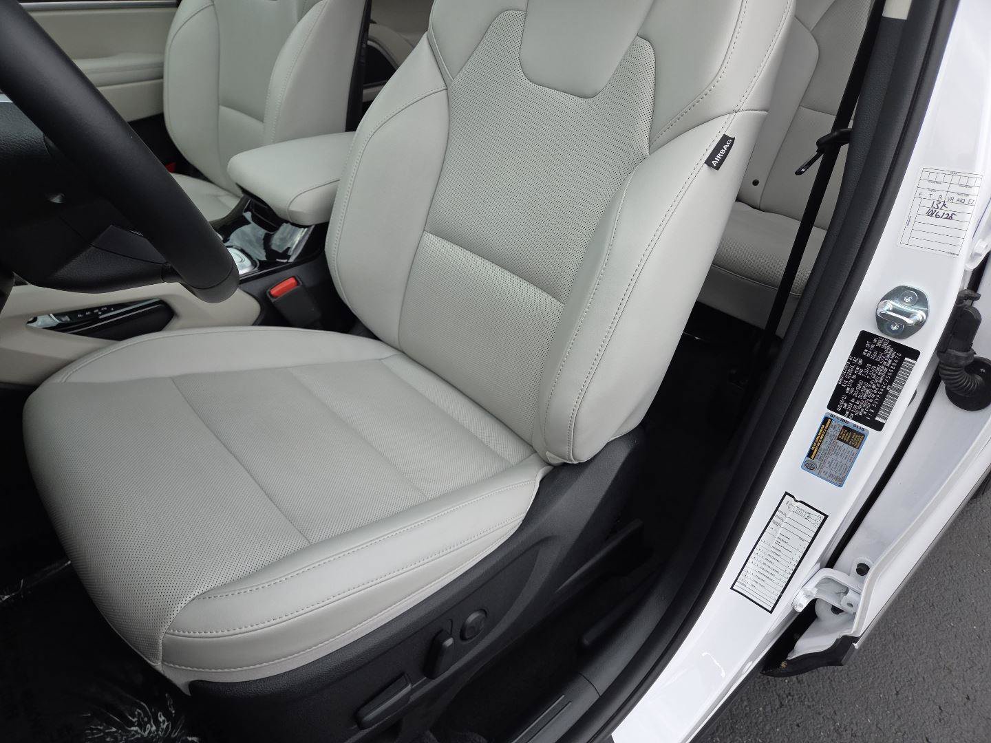 Used 2025 Kia Telluride S FWD image 23