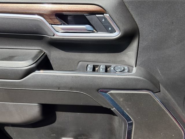 Used 2025 Chevrolet Silverado 1500 LT AWD/4WD image 26