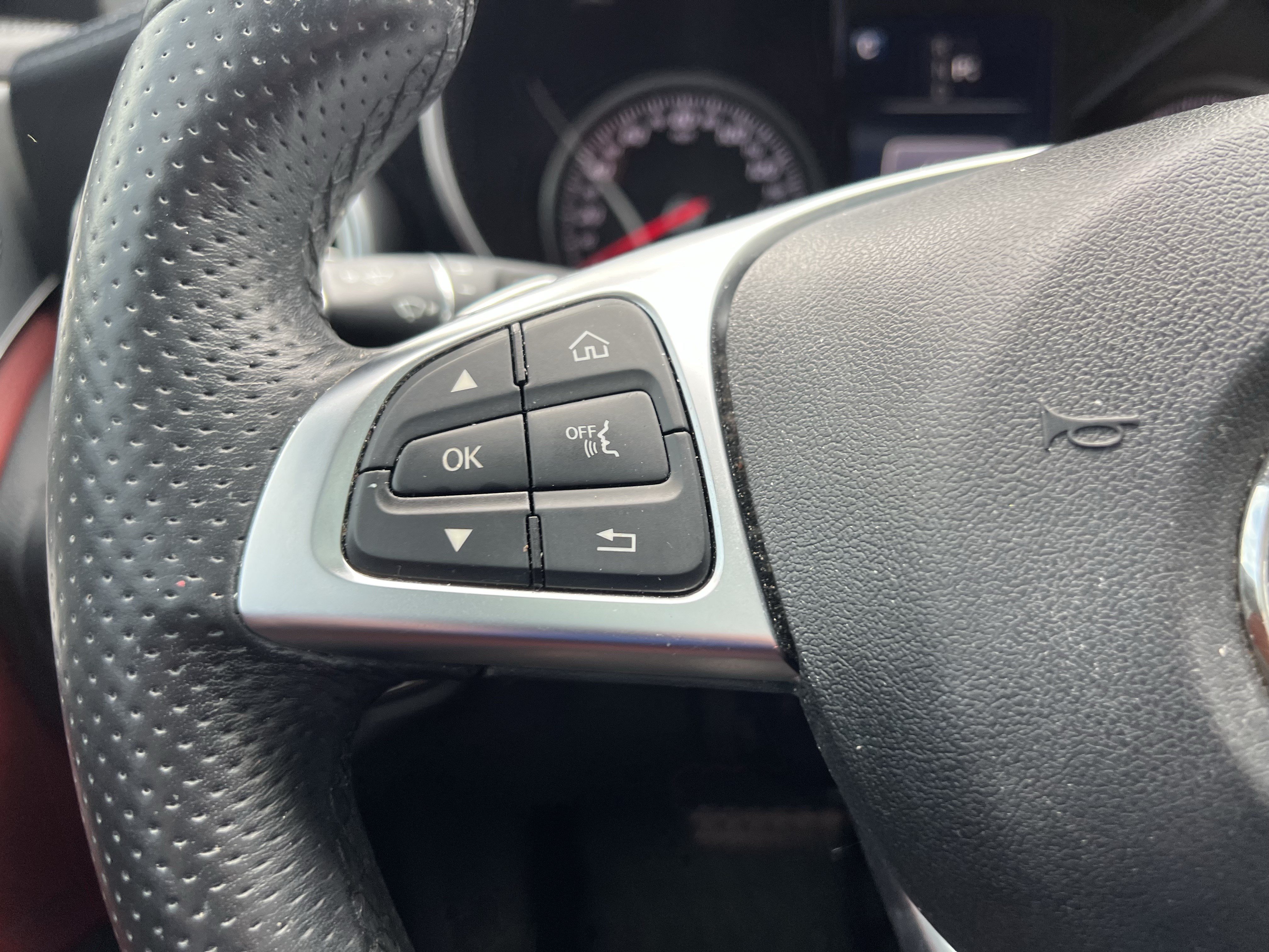 Certified 2017 Mercedes-Benz C 300 Coupe image 19