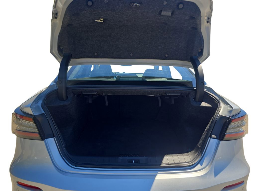 Used 2021 Nissan Maxima 3.5 SV w/ Floor Mat Group FWD image 19