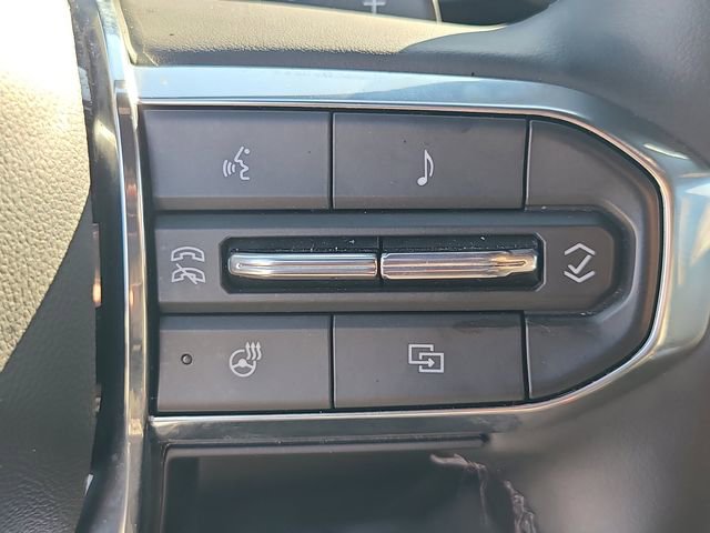 Used 2025 GMC Yukon XL Denali AWD/4WD image 26
