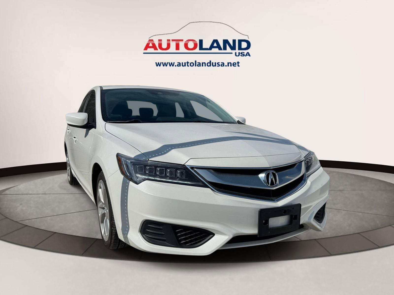 Used 2018 Acura ILX image 2