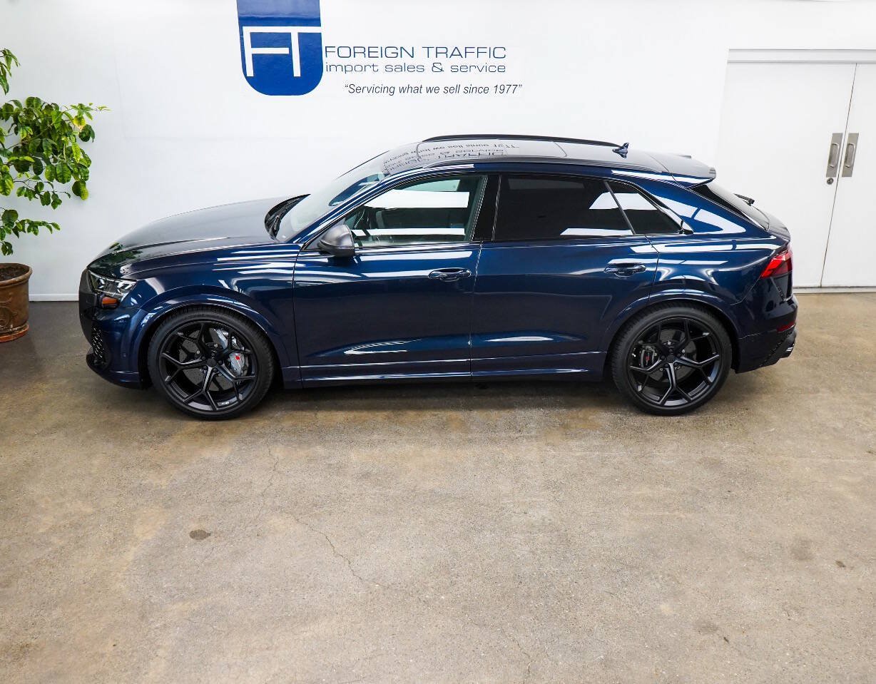 Used 2026 Audi RS Q8 performance AWD/4WD image 31