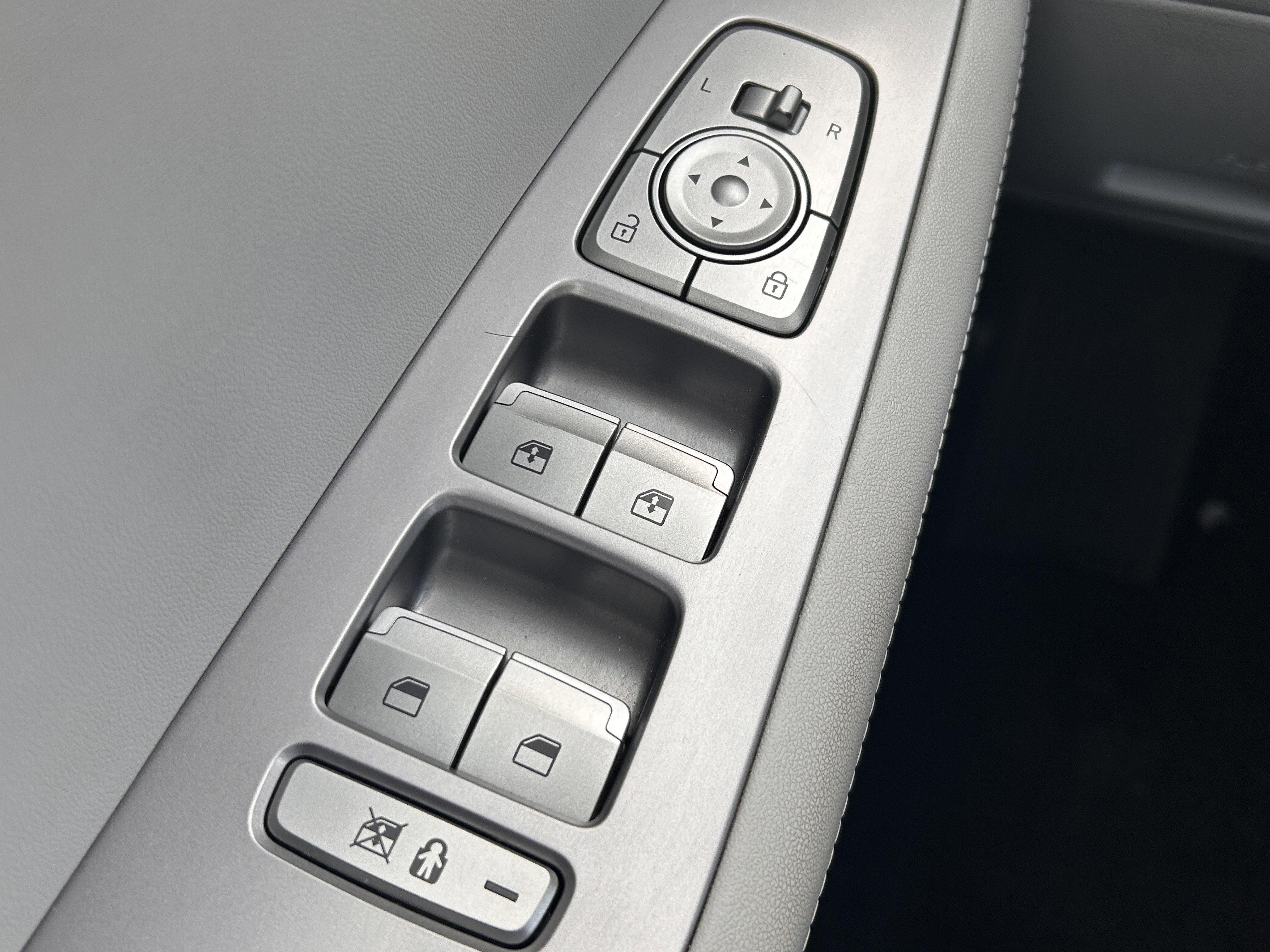 Used 2022 Hyundai Palisade SEL w/ Convenience Package image 17