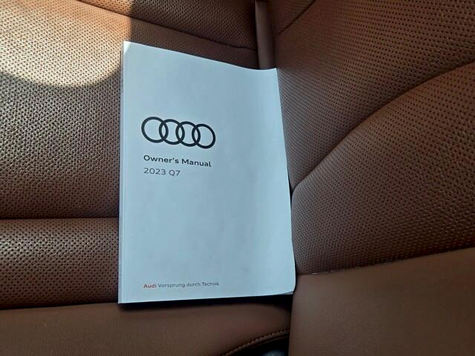 Used 2023 Audi Q7 3.0T Premium Plus w/ Premium Plus Package AWD/4WD image 23