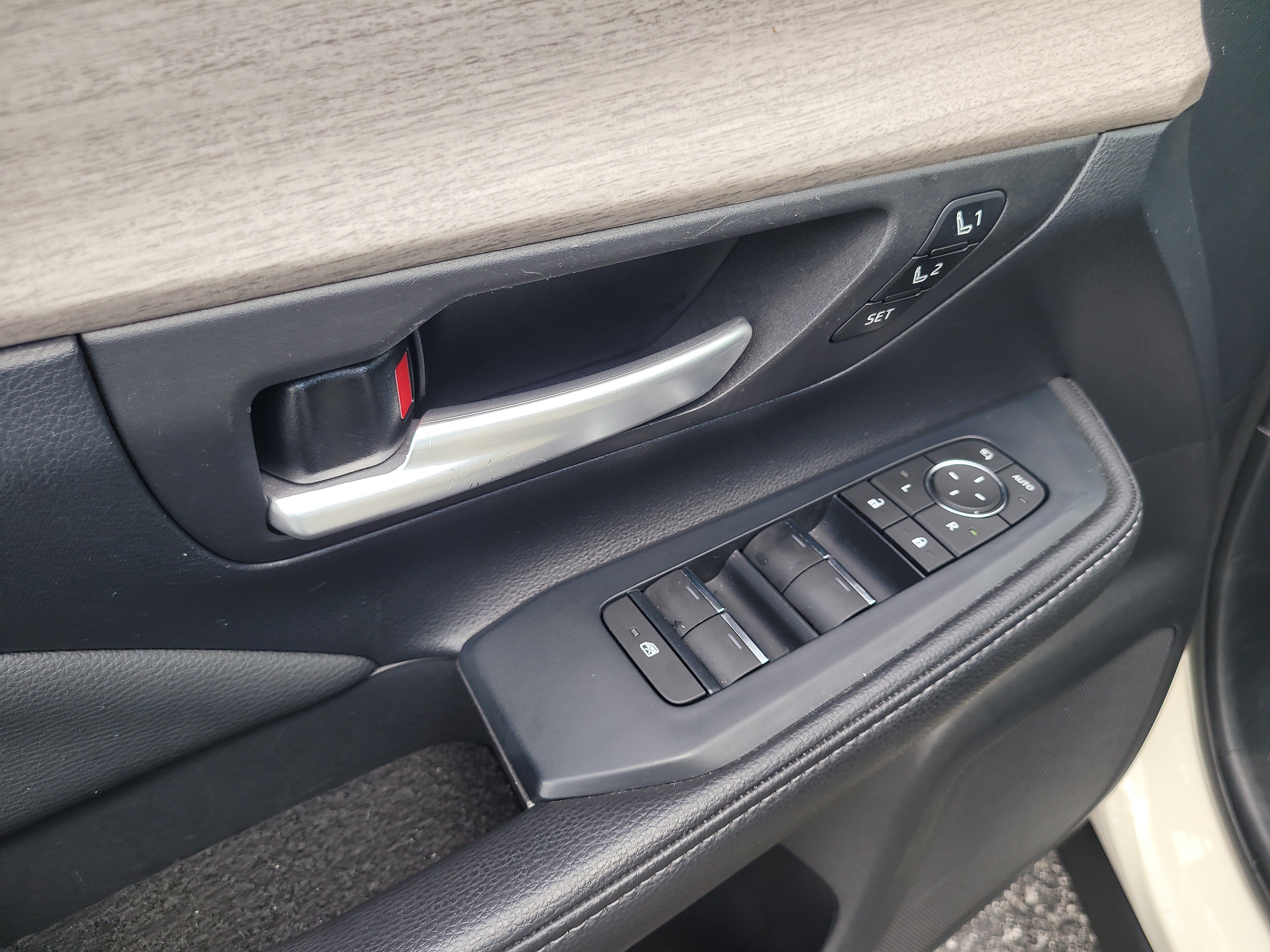 Certified 2024 Toyota Grand Highlander AWD image 20