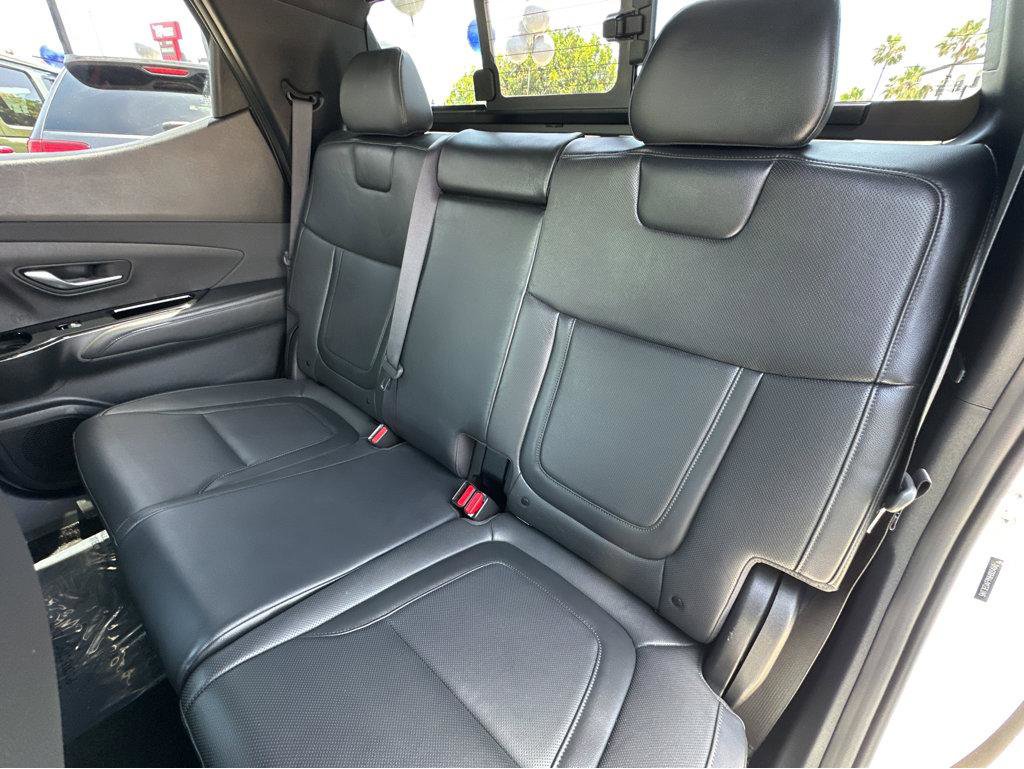 Used 2022 Hyundai Santa Cruz Limited AWD/4WD image 9