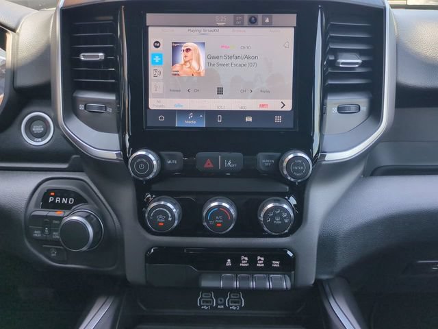 New 2026 RAM 1500 Express AWD/4WD image 19
