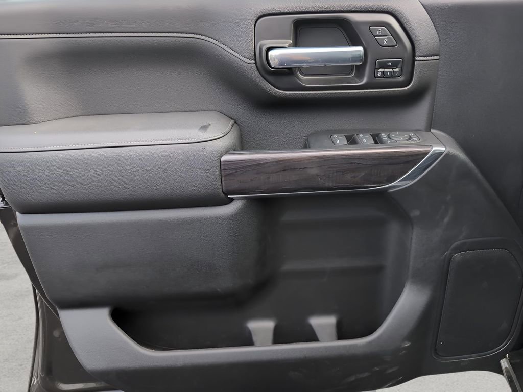 Used 2022 Chevrolet Silverado 2500 LTZ w/ Z71 Off-Road Package image 11