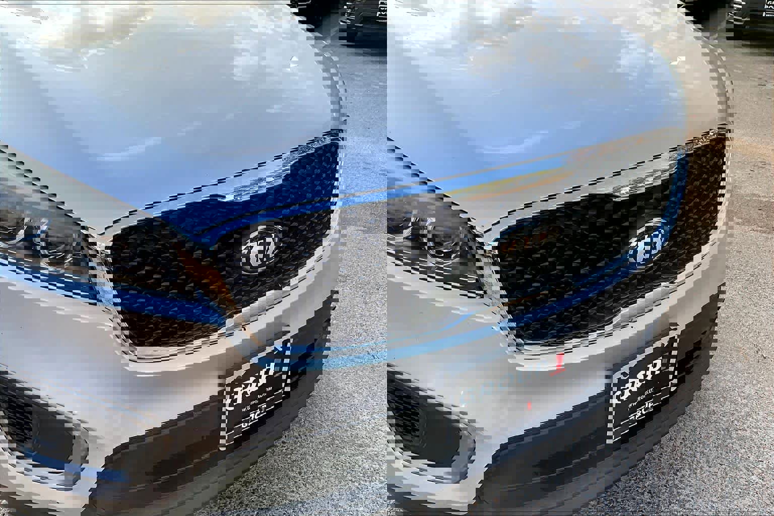 Used 2016 Kia Sorento LX w/ LX Convenience Package image 28