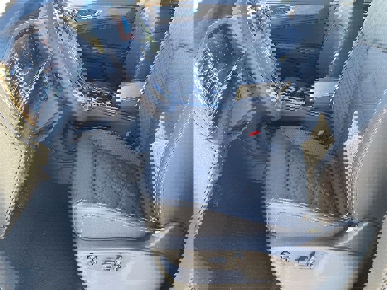 New 2026 Volkswagen Atlas SE image 15