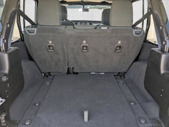 Used 2018 Jeep Wrangler Unlimited Sport S AWD/4WD image 6
