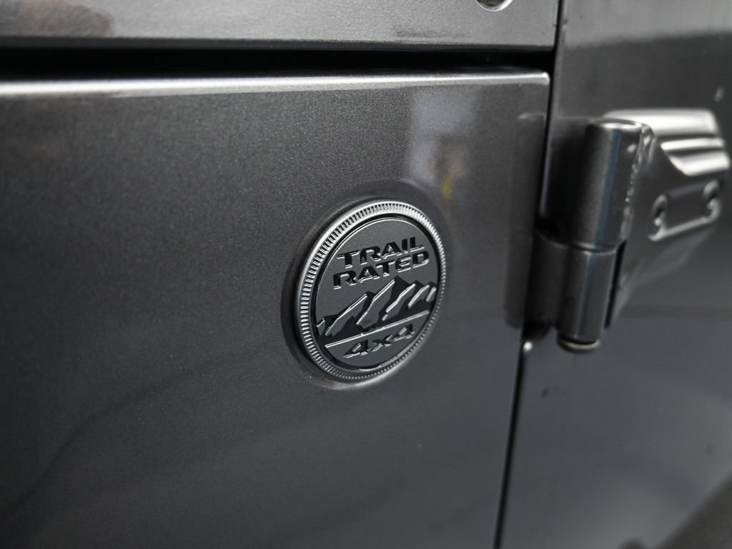 New 2025 Jeep Wrangler Sahara w/ Technology Group image 32