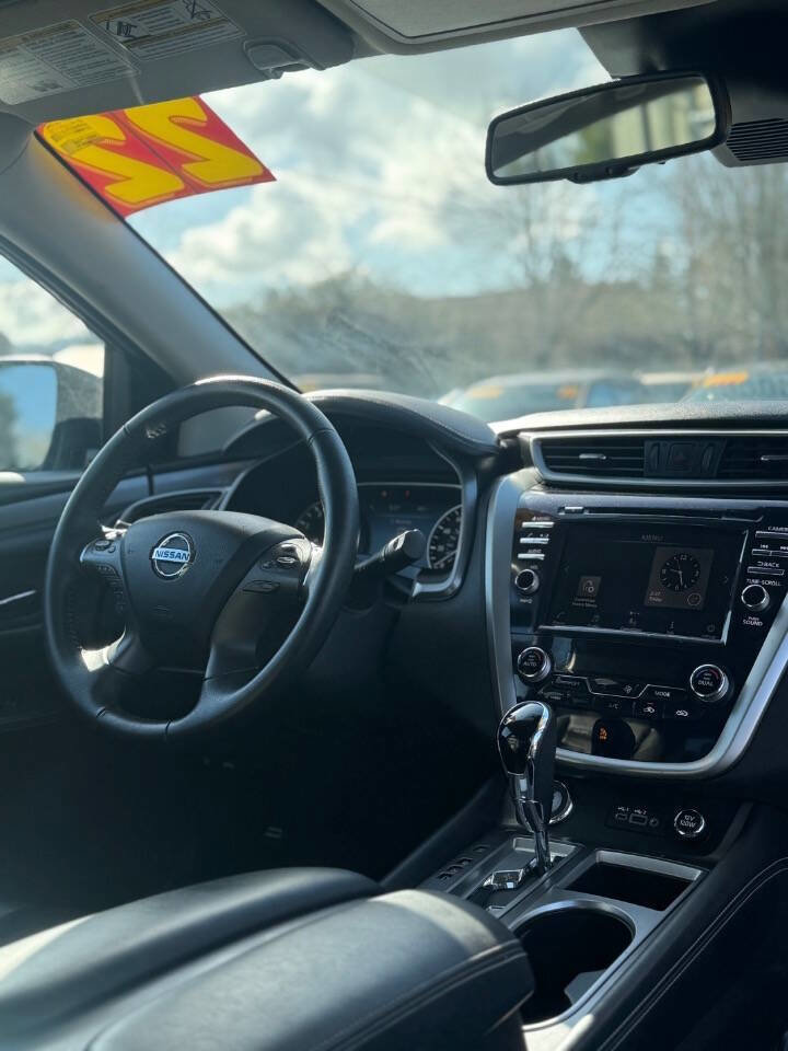 Used 2022 Nissan Murano SV image 3