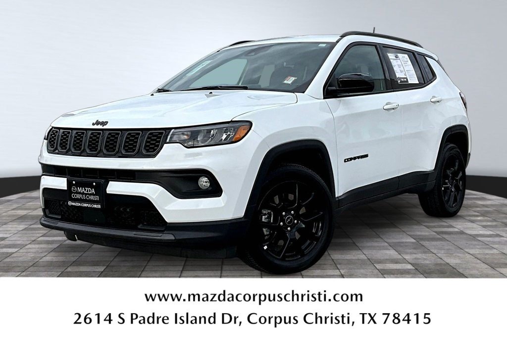 Used 2025 Jeep Compass Latitude w/ Altitude Special Edition AWD/4WD image 1