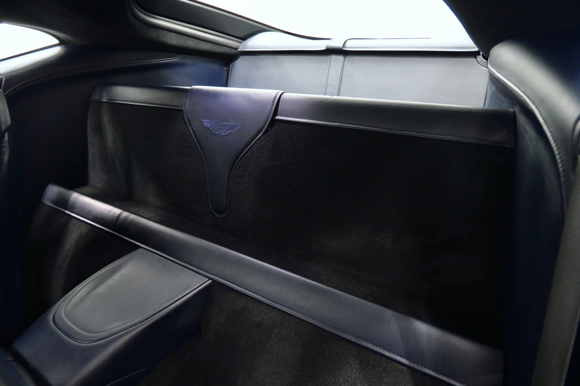 Used 2020 Aston Martin V8 Vantage -Twin Turbo V8, Comfort Collec image 16