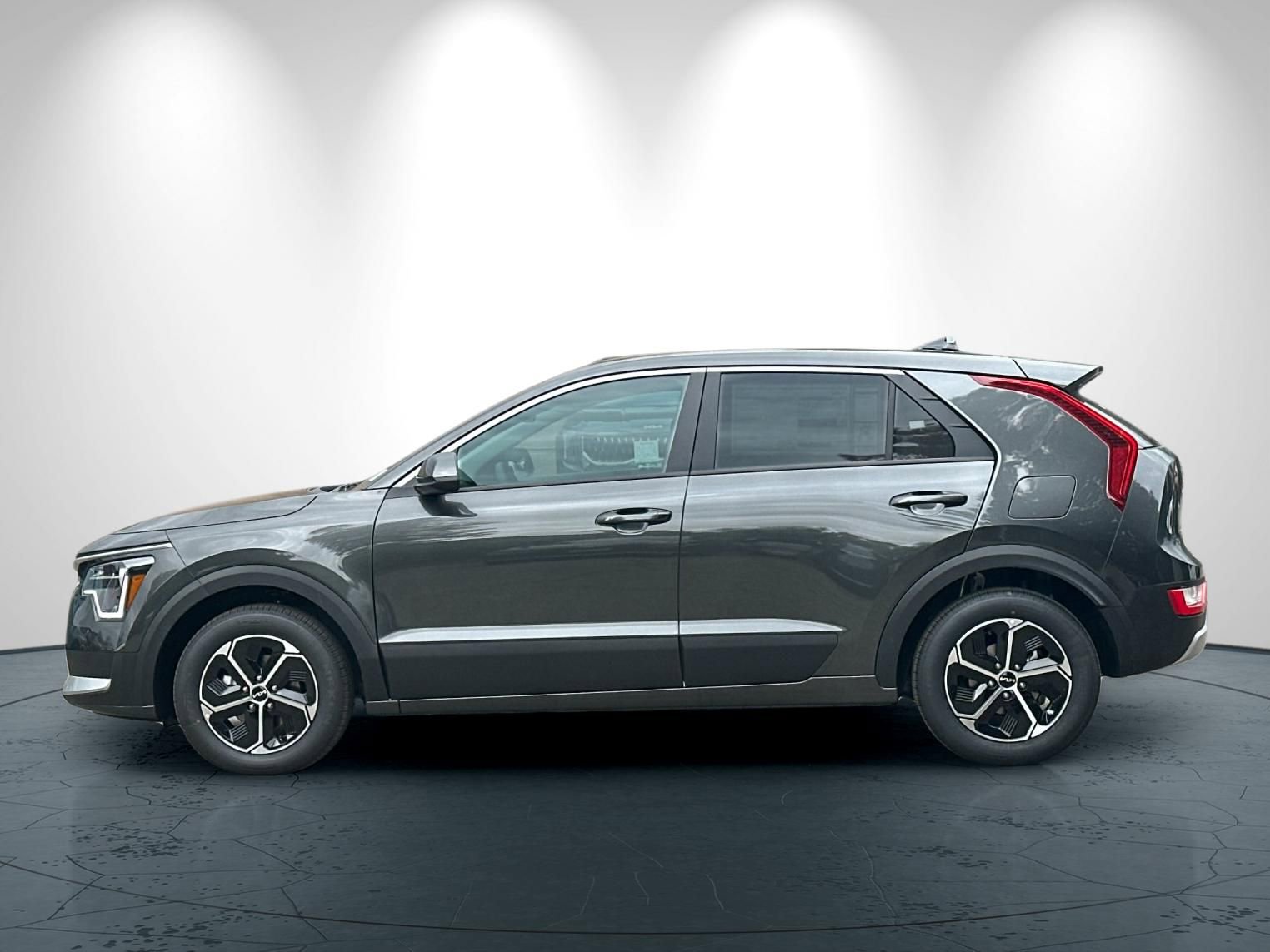 New 2026 Kia Niro LX FWD image 7
