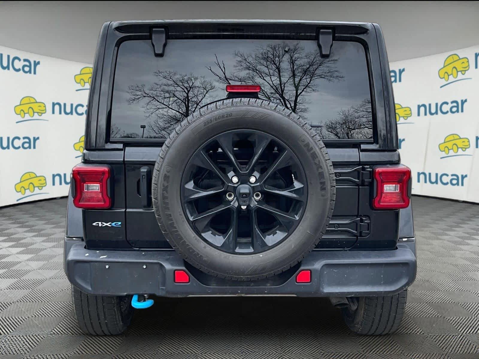 Used 2024 Jeep Wrangler Sahara w/ Technology Group image 3