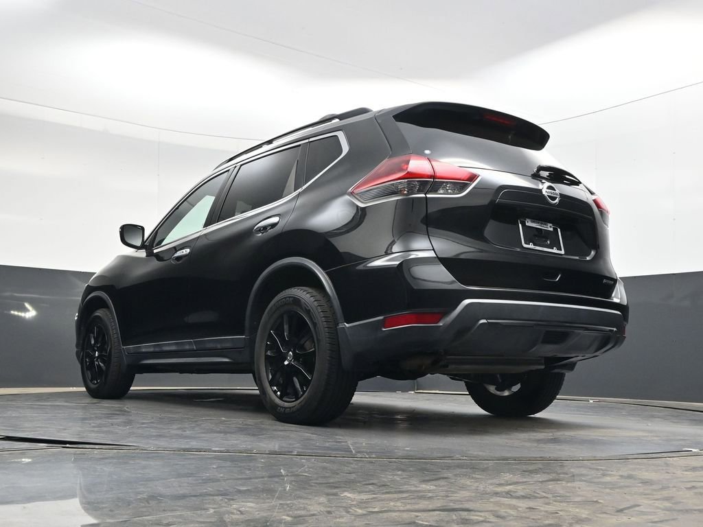Used 2018 Nissan Rogue SV AWD/4WD image 40