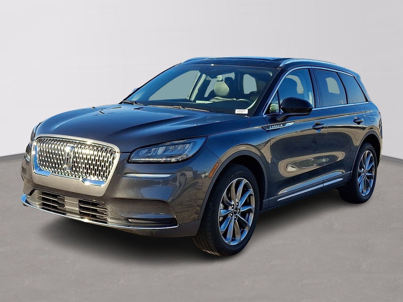 Used 2020 Lincoln Corsair FWD w/ Premium Package image 3