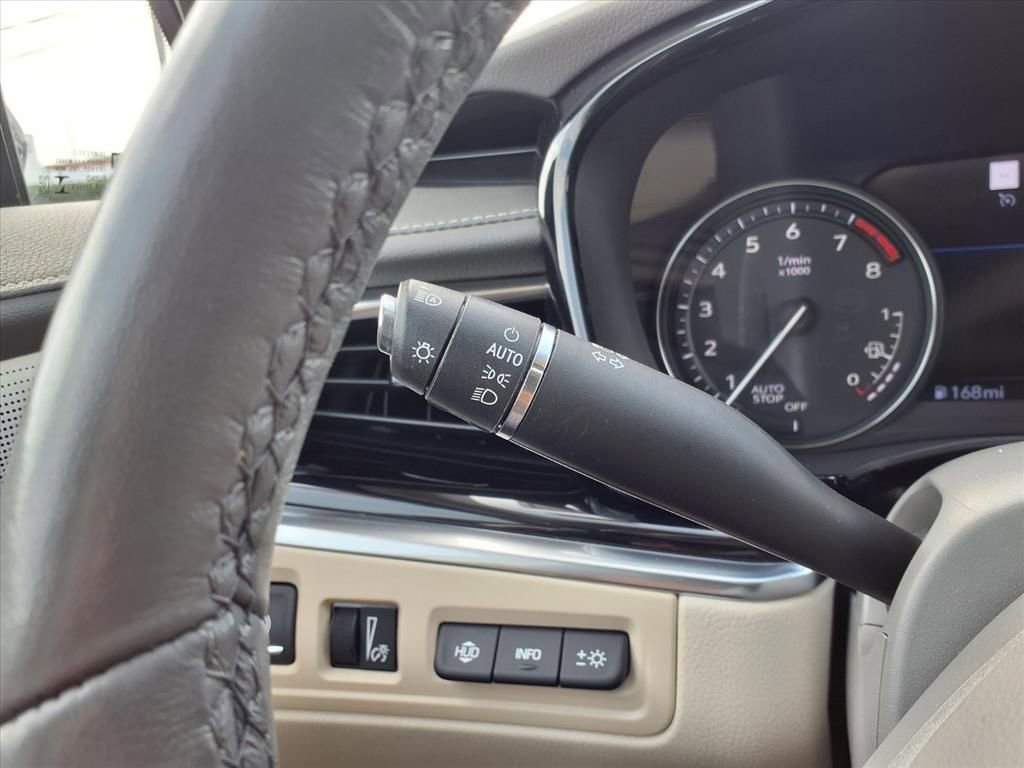 Used 2023 Cadillac XT6 Premium Luxury w/ Technology Package image 17