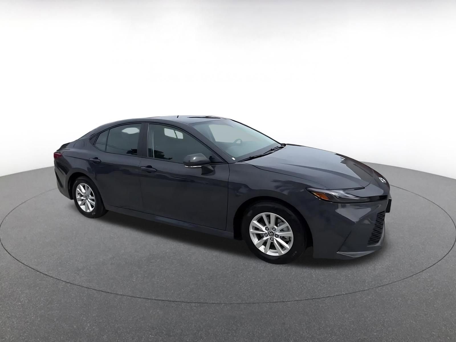 Used 2025 Toyota Camry LE FWD image 2