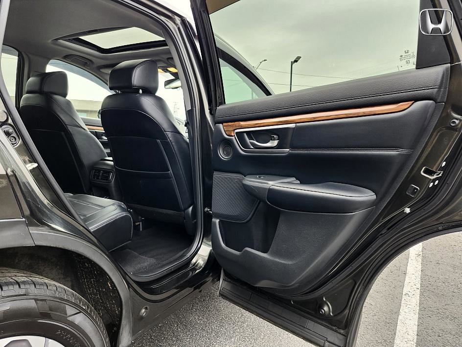 Used 2017 Honda CR-V EX-L image 29