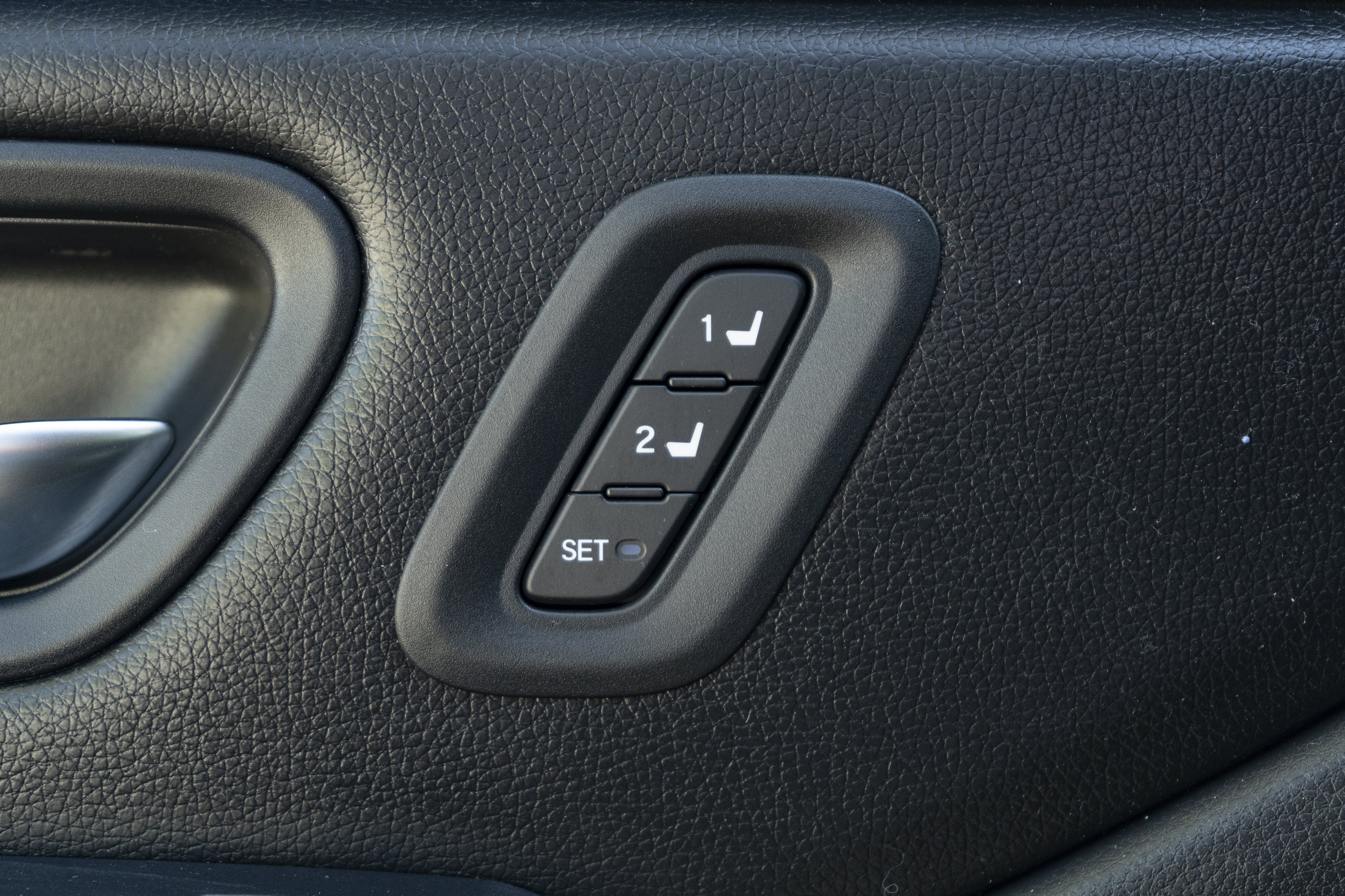 Certified 2023 Honda Pilot Touring image 39