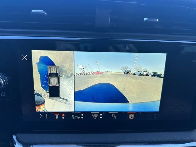 Used 2024 GMC Sierra 2500 AT4 w/ Technology Package image 18