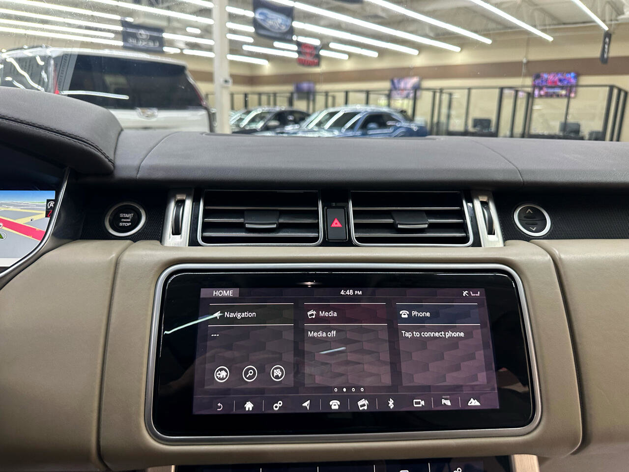 Used 2018 Land Rover Range Rover Supercharged image 30