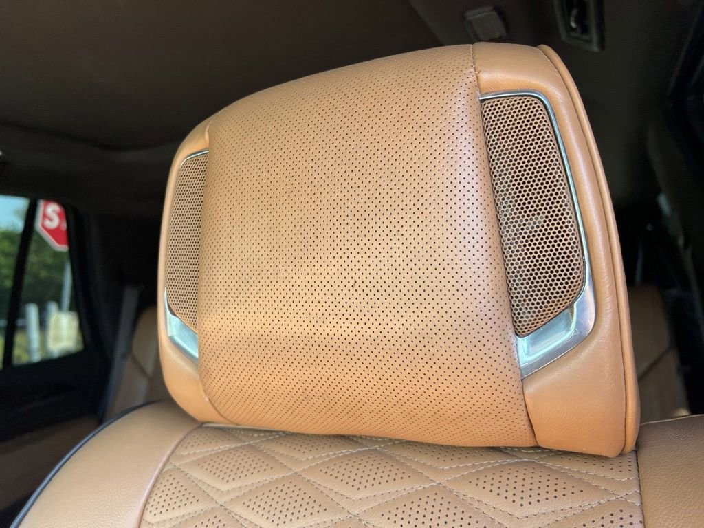 Used 2022 Cadillac Escalade Premium Luxury RWD image 69