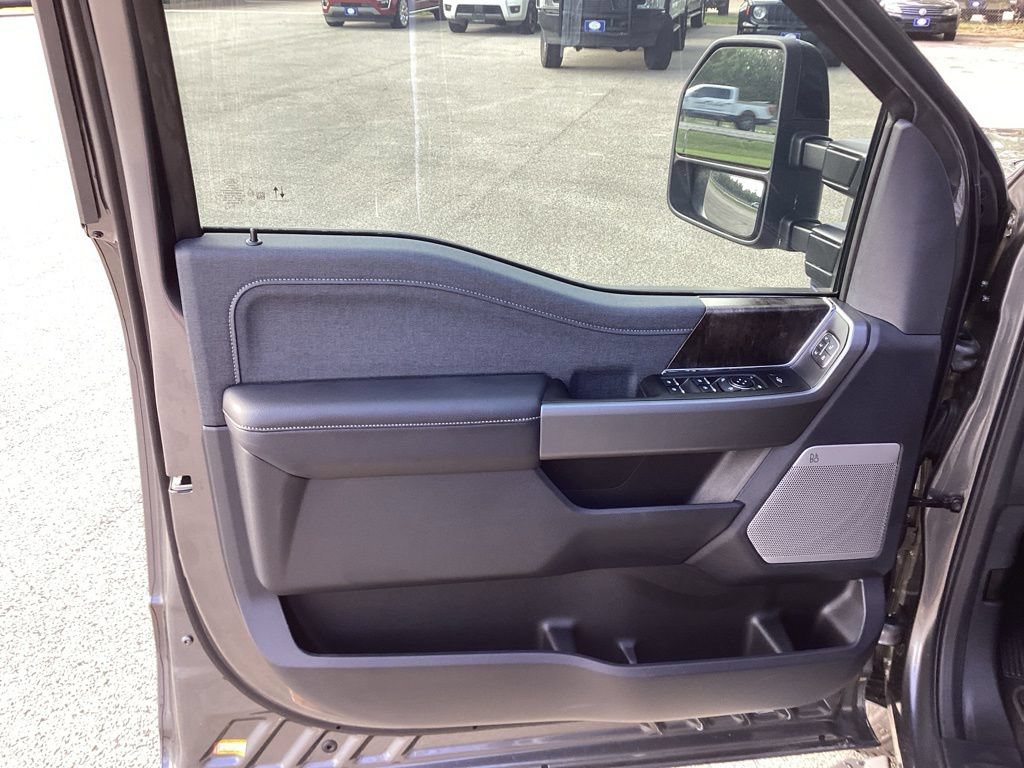 New 2026 Ford F250 Lariat w/ FX4 Off-Road Package AWD/4WD image 29