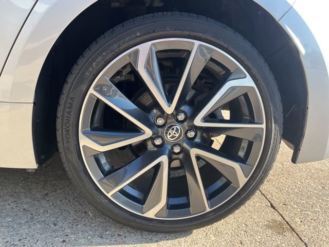 Used 2022 Toyota Corolla SE w/ SE Premium Package FWD image 26