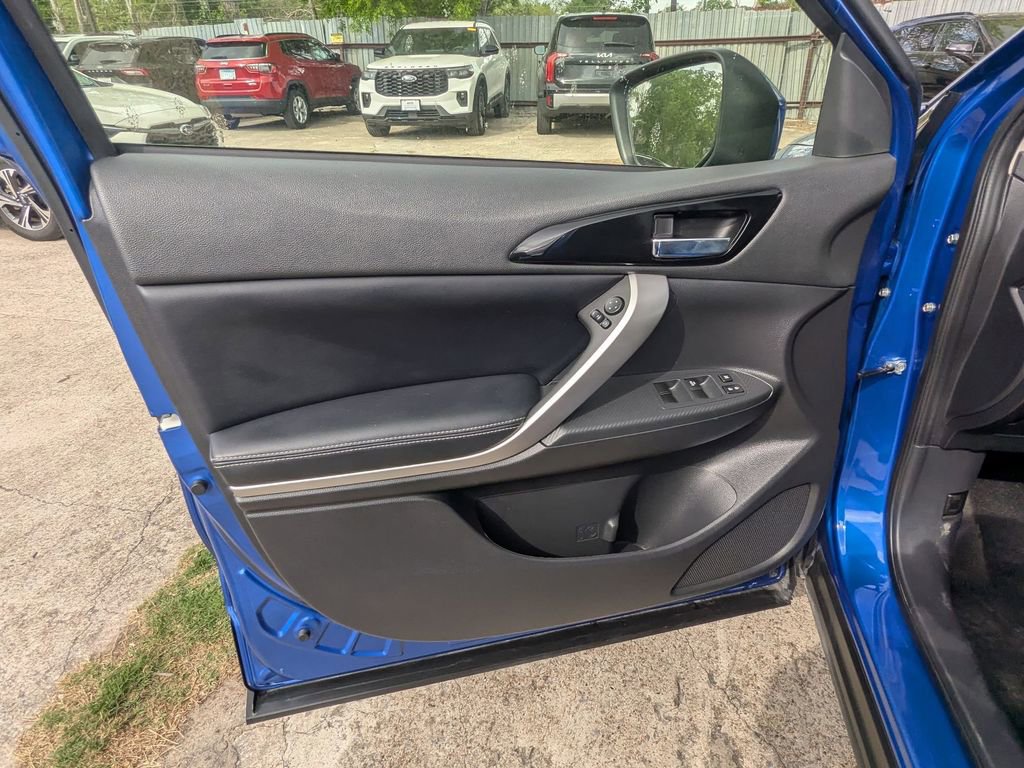 Used 2025 Mitsubishi Eclipse Cross SE image 11