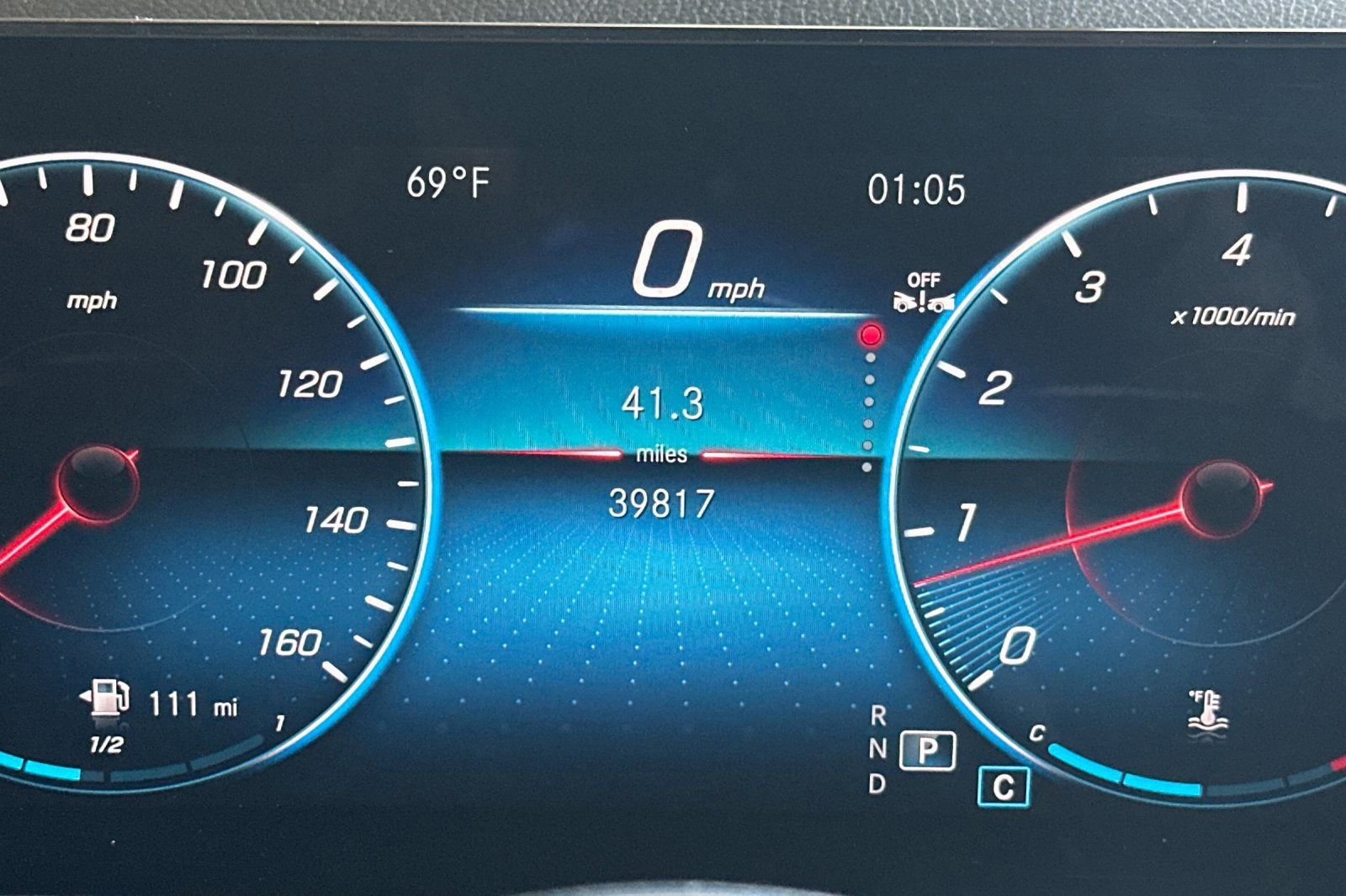 Certified 2023 Mercedes-Benz GLA 250 w/ Premium Package image 38