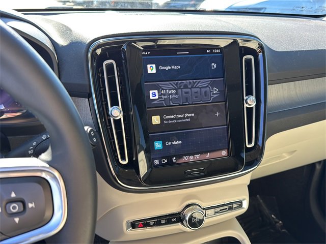 Used 2023 Volvo XC40 B5 Ultimate w/ Protection Package Premier image 17