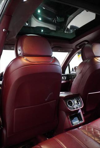 Used 2020 Bentley Bentayga AWD/4WD image 19