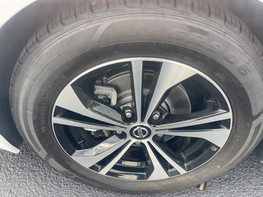 Certified 2021 Nissan Sentra SV image 24