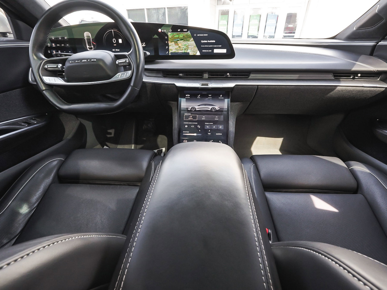 Used 2023 Lucid Air Touring AWD/4WD image 35