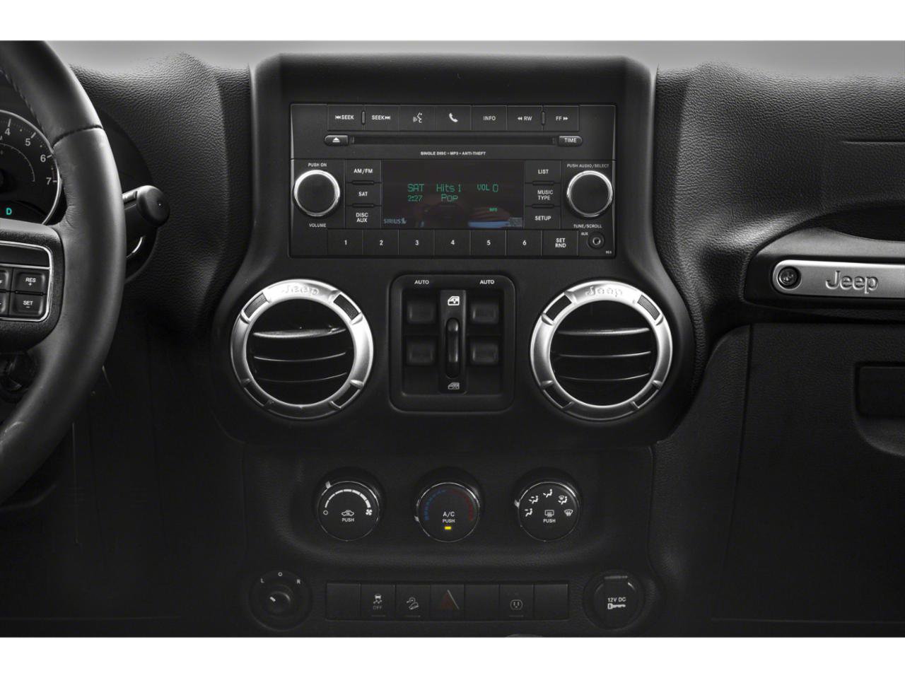 Used 2018 Jeep Wrangler Unlimited Rubicon w/ Connectivity Group AWD/4WD image 45